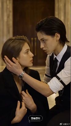 2026美剧《撞上千金大小姐的吻》全集1-21集高清在线观看_电视剧免费观看_双女主美剧《撞上千金大小姐的吻》免费高清在线观看_欧美剧全集_VS影院